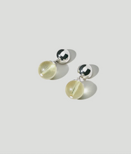 Load image into Gallery viewer, IRIS EARRINGS SHORT
